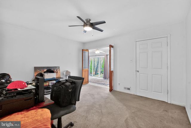 22 CLUB PL, Absecon, NJ 08205