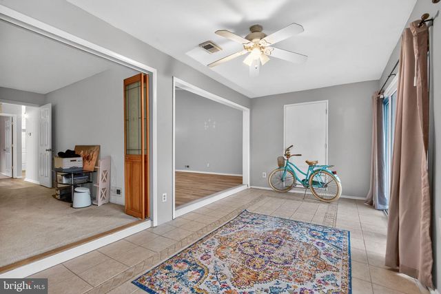 22 CLUB PL, Absecon, NJ 08205