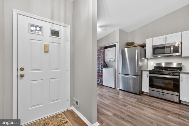 22 CLUB PL, Absecon, NJ 08205