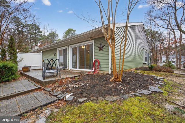 22 CLUB PL, Absecon, NJ 08205