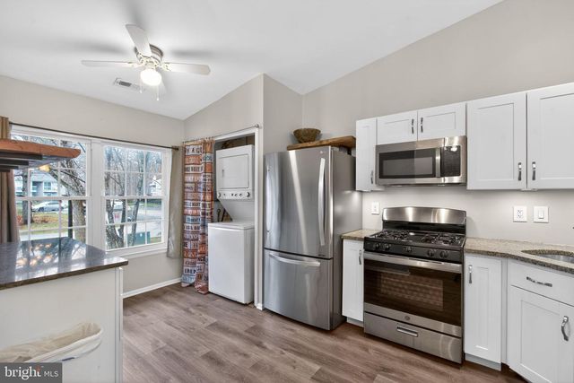 22 CLUB PL, Absecon, NJ 08205