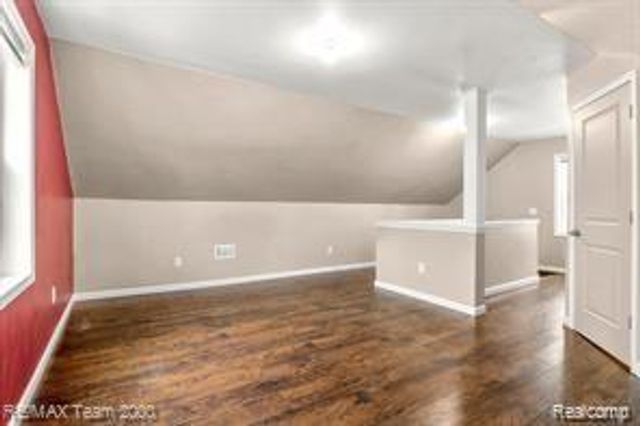 2829 BENNETT Street, Dearborn, MI 48124