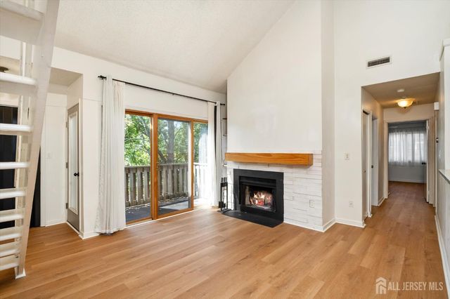 602 Aspen Drive, Plainsboro, NJ 08536