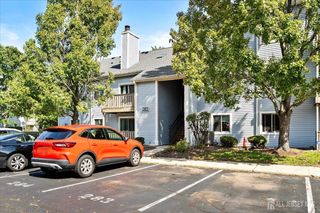 602 Aspen Drive, Plainsboro, NJ 08536