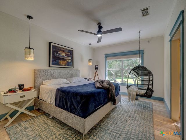 400 Royal View Road, Salado, TX 76571