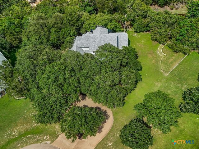 400 Royal View Road, Salado, TX 76571