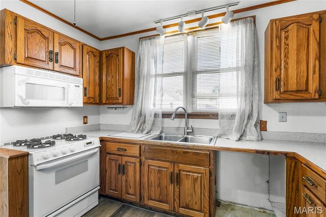 623 N Charles Street, Belleville, IL 62220