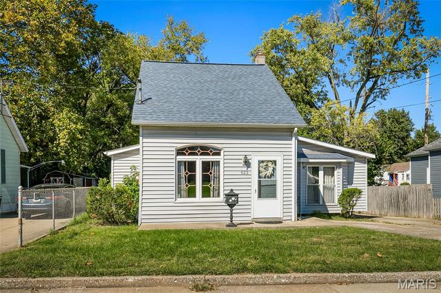 623 N Charles Street, Belleville, IL 62220