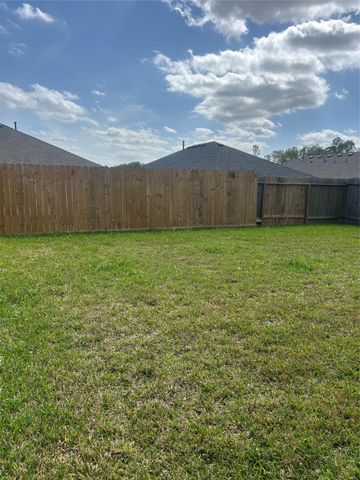 21130 Alder Oaks Dr, New Caney, TX 77357