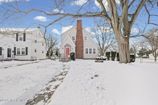 2285 Castlewood Drive, Toledo, OH 43613