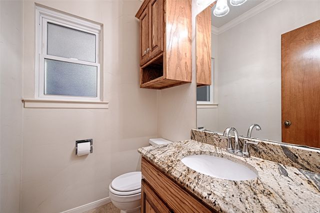 1013 Mountain Terrace, Hurst, TX 76053