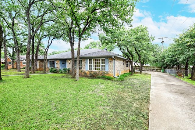 1013 Mountain Terrace, Hurst, TX 76053
