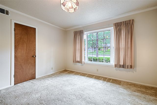 1013 Mountain Terrace, Hurst, TX 76053