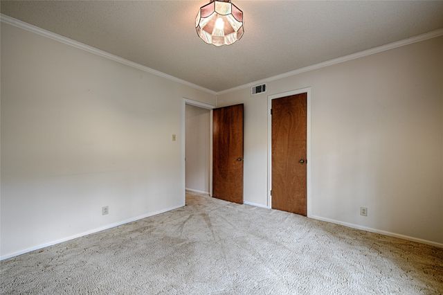 1013 Mountain Terrace, Hurst, TX 76053