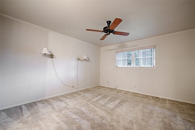 1013 Mountain Terrace, Hurst, TX 76053