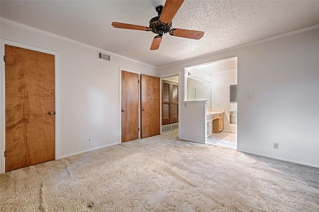 1013 Mountain Terrace, Hurst, TX 76053