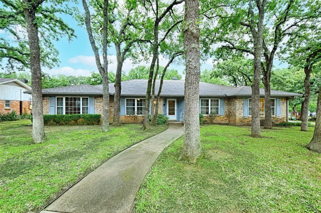 1013 Mountain Terrace, Hurst, TX 76053