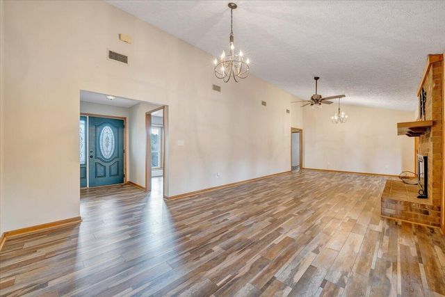 112 Donegal LN, Bedford, VA 24523