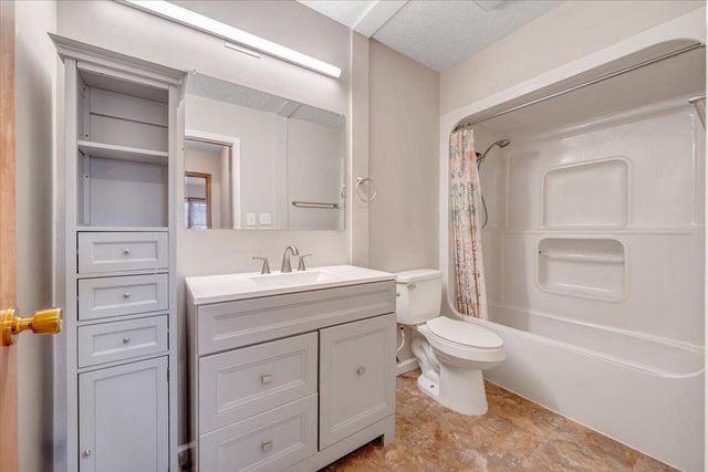 112 Donegal LN, Bedford, VA 24523