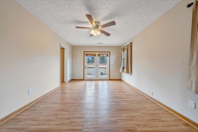 112 Donegal LN, Bedford, VA 24523