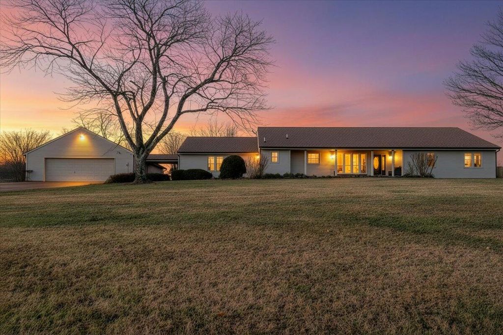 112 Donegal LN, Bedford, VA 24523