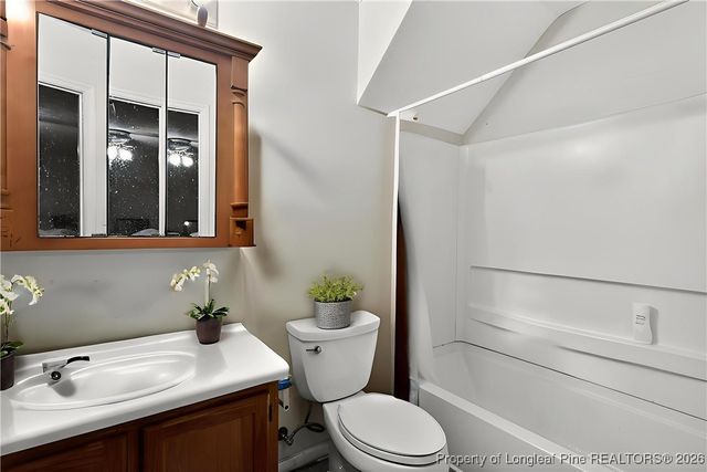 863 Santiato Drive, Fayetteville, NC 28314