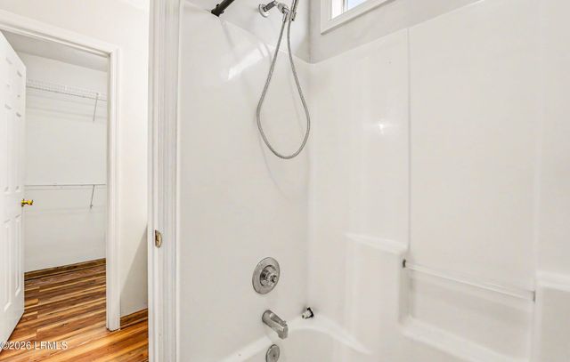 8 Factory Creek Road, Beaufort, SC 29907