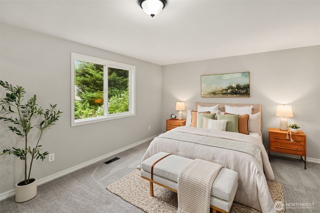 11331 NE 129th Street, Kirkland, WA 98034