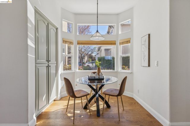 548 Gabriel Ct, Walnut Creek, CA 94597