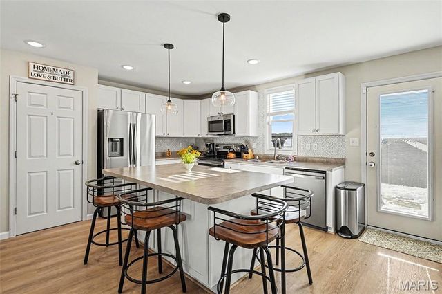 3645 Starkville Street, St Charles, MO 63301