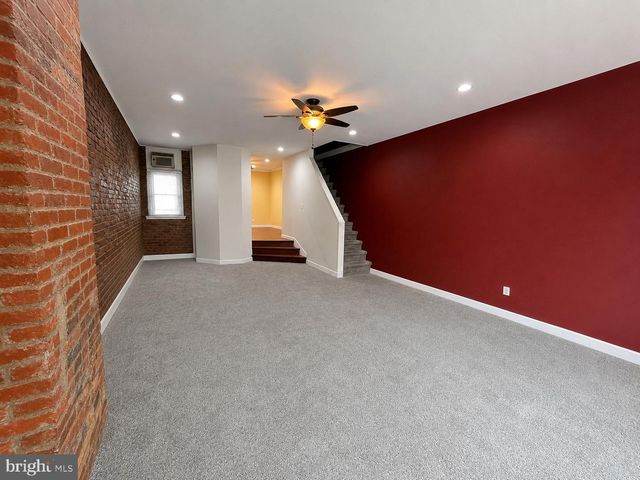 2034 S 3RD ST, Philadelphia, PA 19148
