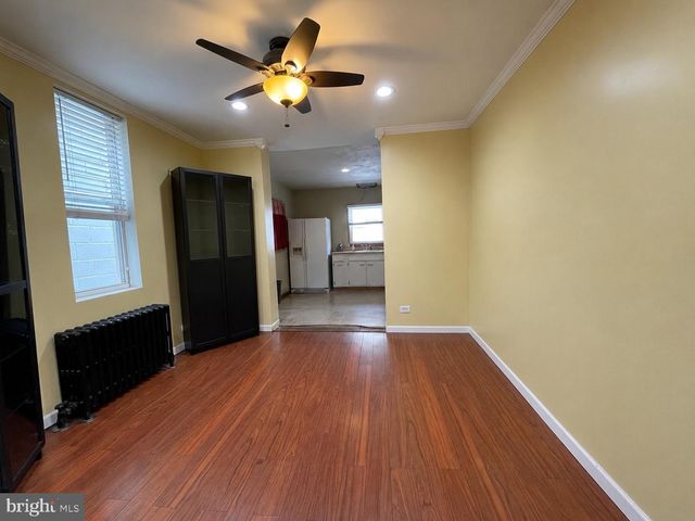 2034 S 3RD ST, Philadelphia, PA 19148