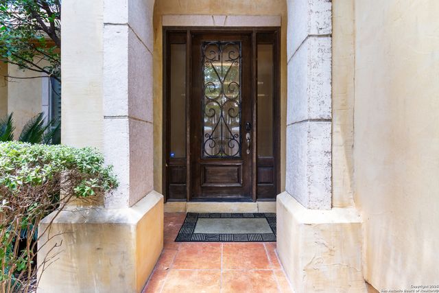 3439 Monterrey Oak, San Antonio, TX 78230