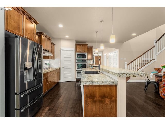 312 Se 13TH Pl, Canby, OR 97013