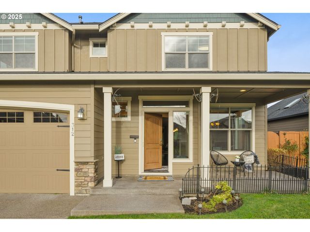 312 Se 13TH Pl, Canby, OR 97013