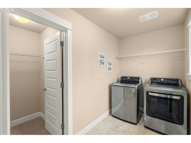 312 Se 13TH Pl, Canby, OR 97013