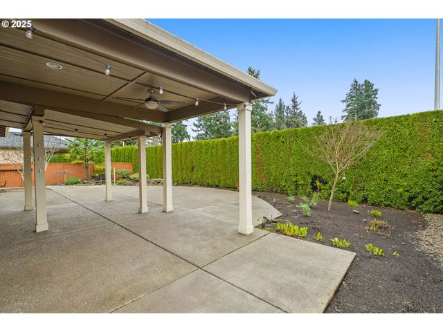 312 Se 13TH Pl, Canby, OR 97013