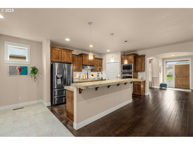 312 Se 13TH Pl, Canby, OR 97013