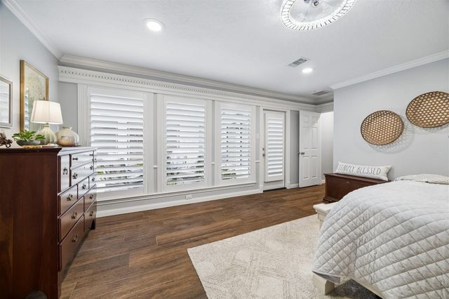 2507 Golden Pond Drive, Kingwood, TX 77345