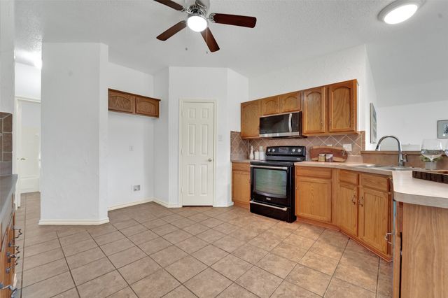 8210 Sailors Street, Rowlett, TX 75089