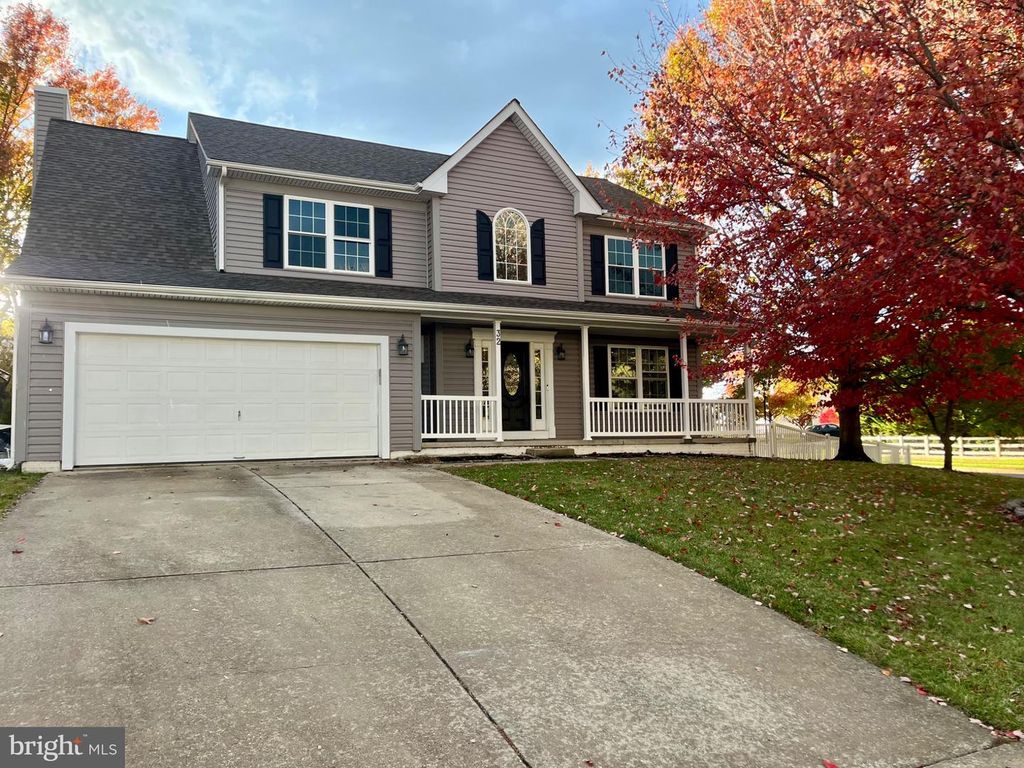 32 CYPRESS POINT CT, Westminster, MD 21158