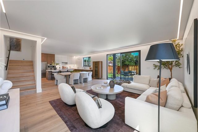 2725 Los Altos Drive, San Jose, CA 95121