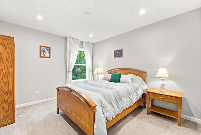 6943 Archer Trail, Inver Grove Heights, MN 55077