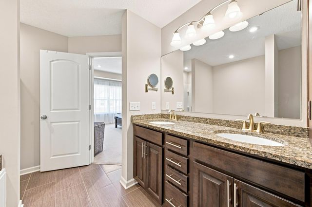 6943 Archer Trail, Inver Grove Heights, MN 55077