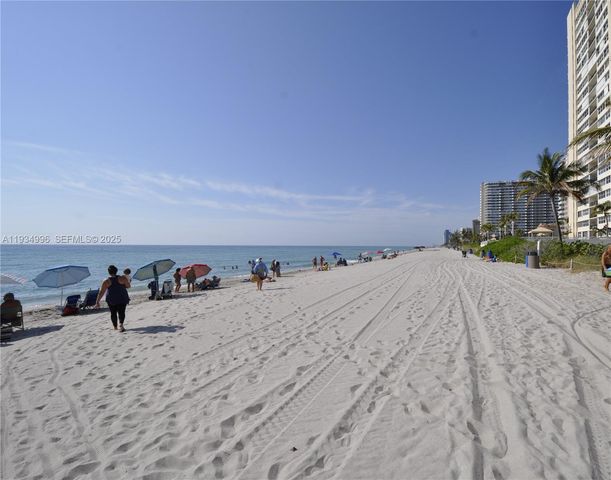 1865 S Ocean Dr 9I, Hallandale Beach, FL 33009