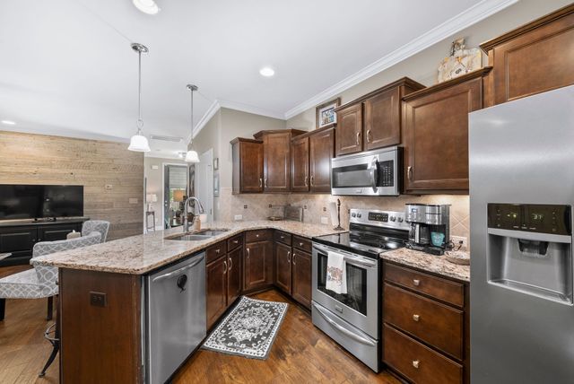 1636 Shadow Green Dr, Franklin, TN 37064