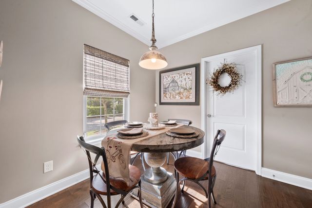 1636 Shadow Green Dr, Franklin, TN 37064