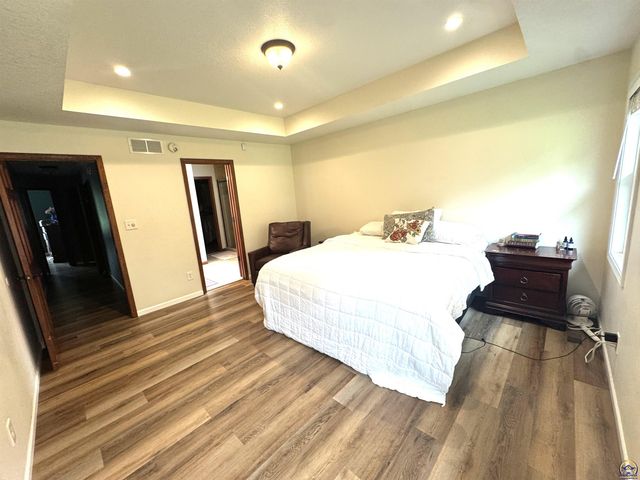 3404 SE 39th TER, Topeka, KS 66609