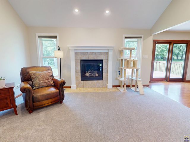 3404 SE 39th TER, Topeka, KS 66609