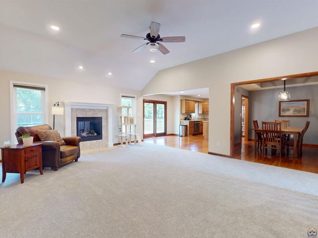 3404 SE 39th TER, Topeka, KS 66609